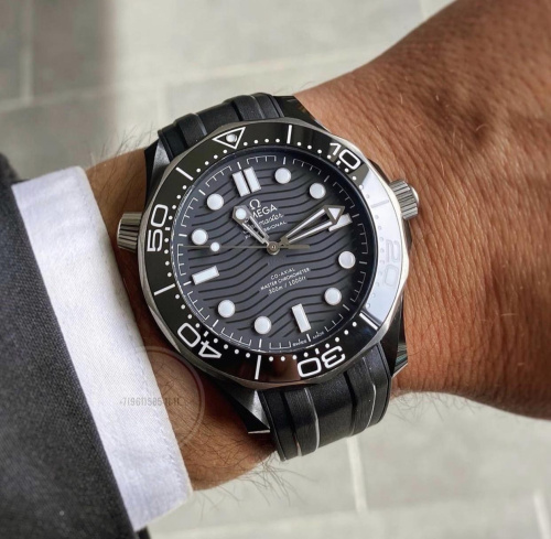 Seamaster Diver 300M Master Co-Axial 42 black 